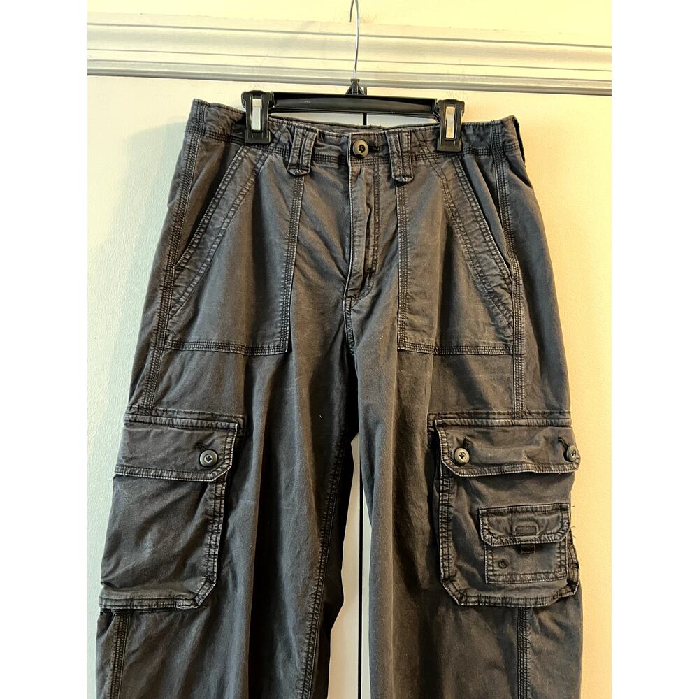 American Eagle AE Snappy Stretch Baggy Cargo Jogger Pants Black Size 6 - Picture 4 of 7